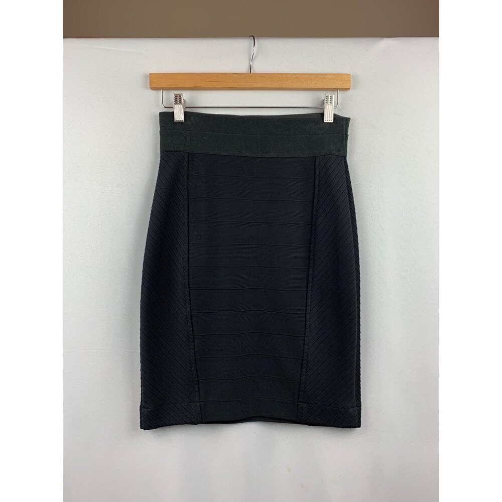 Women’s Joseph Ribkoff  Black Bandage Skirt Size 4